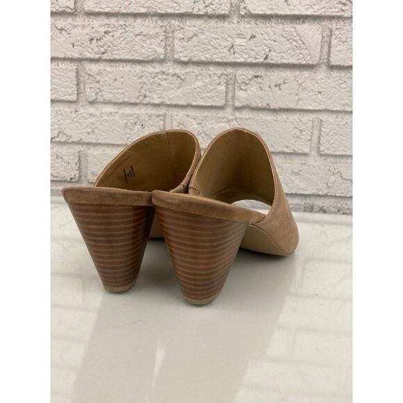 Adrienne Vittadini Suede Peep Toe Nude Heeled Sandal Size 8.5 - Picture 7 of 10